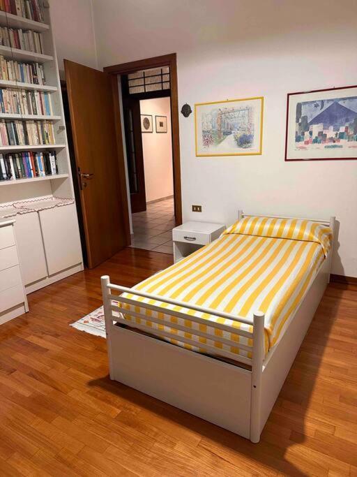 Apartamento A Casa Di Gianni Gallarate Exterior foto